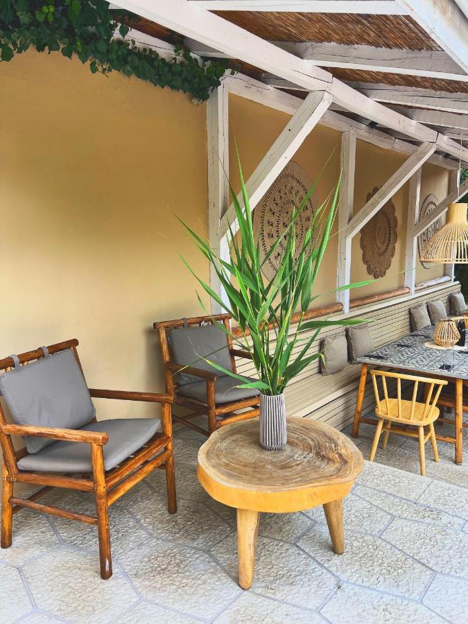 Friends Family Hotel Lozenets Ngoại thất bức ảnh